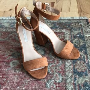 Brand New Pura Lopez Suede Heels